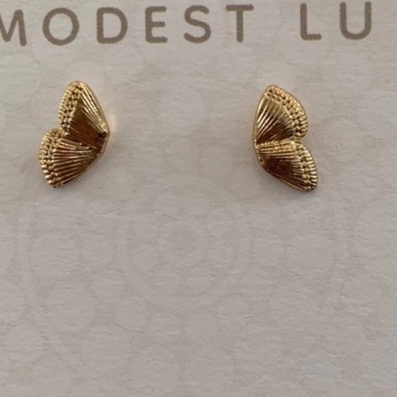 COPY - Gold Butterfly Wing Stud Huggie Earrings Brand New - Picture 3 of 4